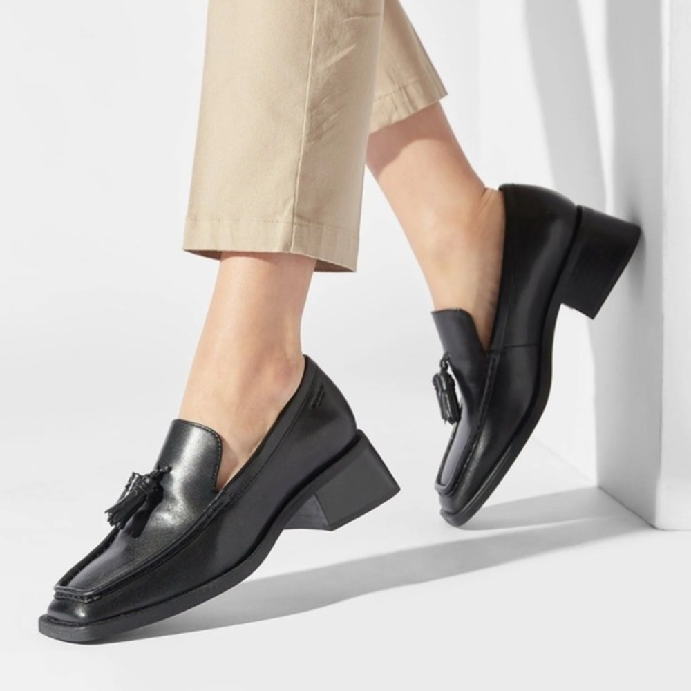 Vagabond Black Leather Loafers Size 8/38
